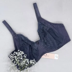 سوتین مناسب سینه حجیم